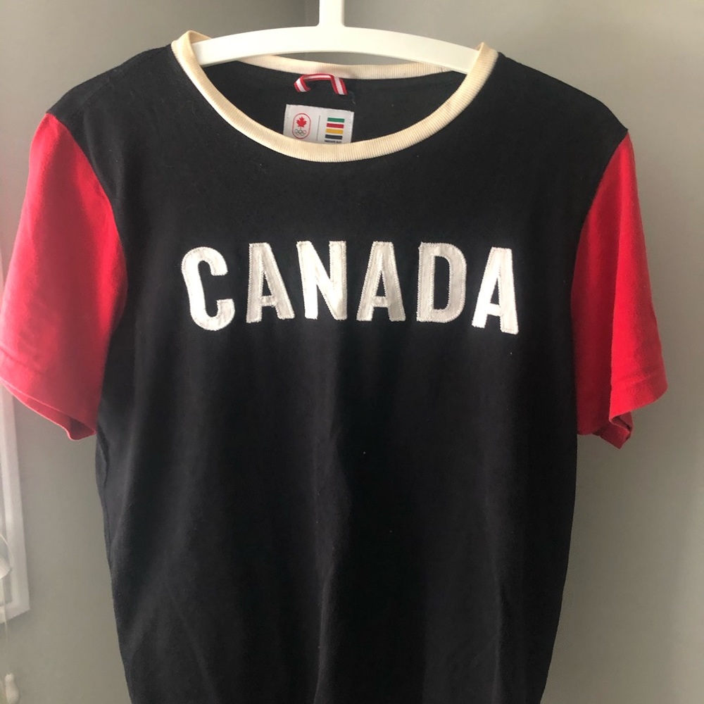Canada tee shirt